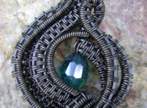 Gray Wire-Wrapped Pendant – Teal Faceted Oval Glass Bead